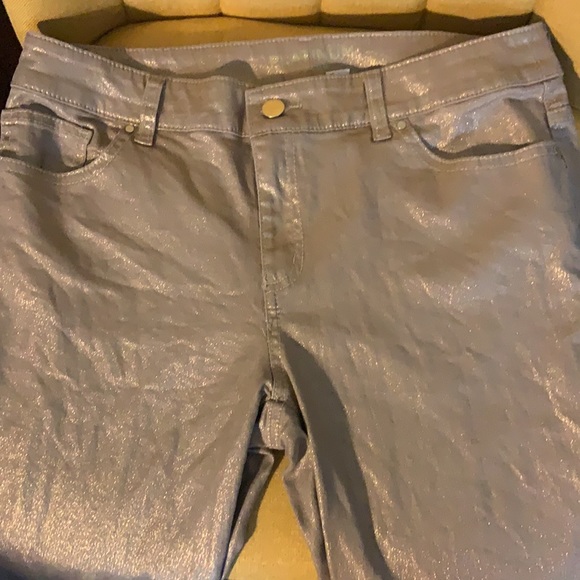 Chico’s Platinum Copper Shimmer Denim - Picture 5 of 8